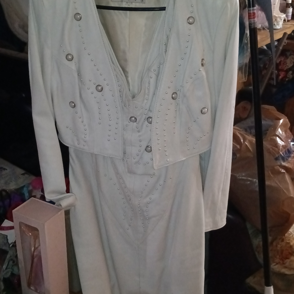 White 100% leather dress with jacket